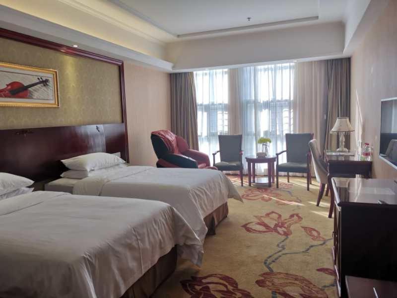 Vienna Hotel Chaozhou Plaza Ngoại thất bức ảnh